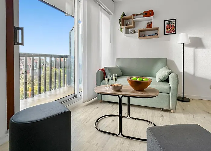 Le Refrain, Entre Et Musique * Villers-sur-Mer