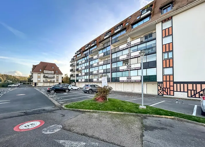 Le Refrain, Entre Et Musique * Villers-sur-Mer