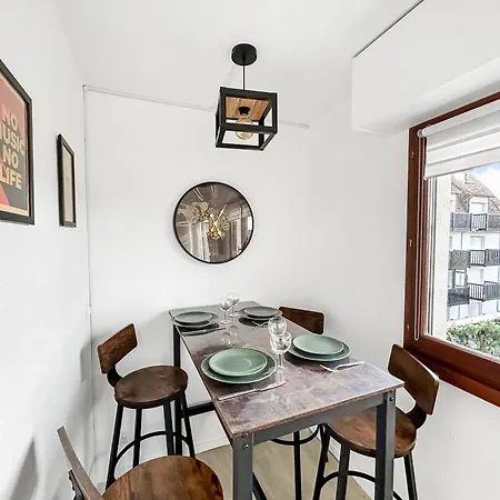 Le Refrain, Entre Et Musique Appartement *