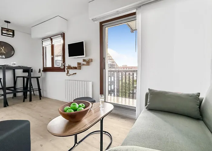 Le Refrain, Entre Et Musique * Villers-sur-Mer