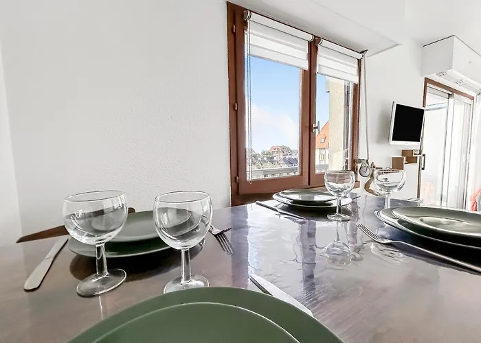 Le Refrain, Entre Et Musique Apartment *